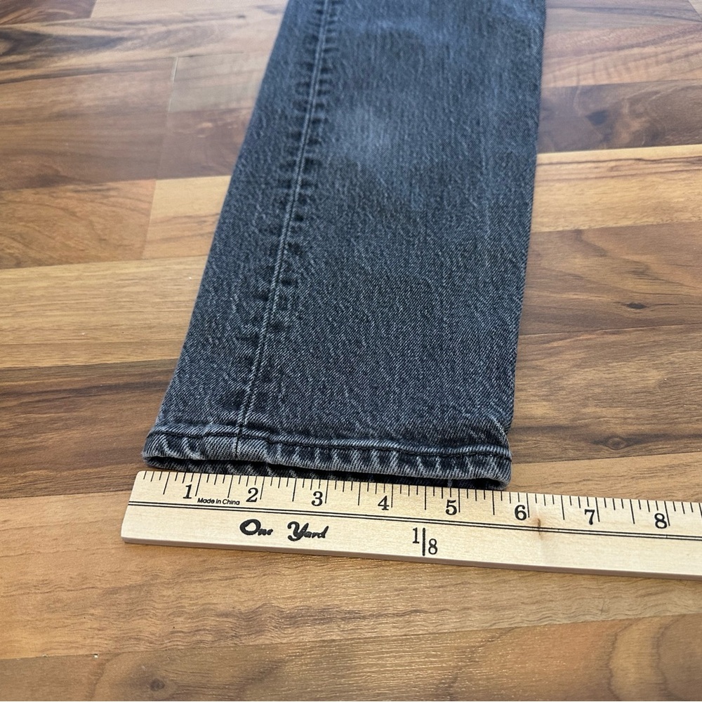 Levi's Women's Wedgie icon Fit Grey High Rise Button Fly Ankle length - Picture 8 of 15
